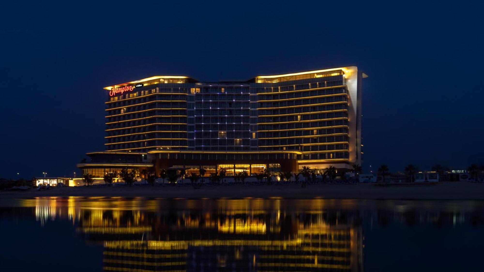 Готель Hampton By Hilton Marjan Island Рас-ель-Хайма Екстер'єр фото